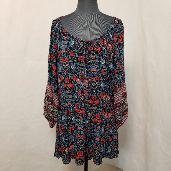 American Eagle Outfitters Pants - AEO Romper Floral Print Blue Ruffled Hem Size XL